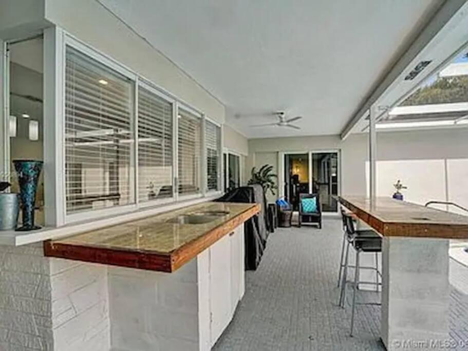 Pool Vacation Villa ฮอลลีวูด ภายนอก รูปภาพ